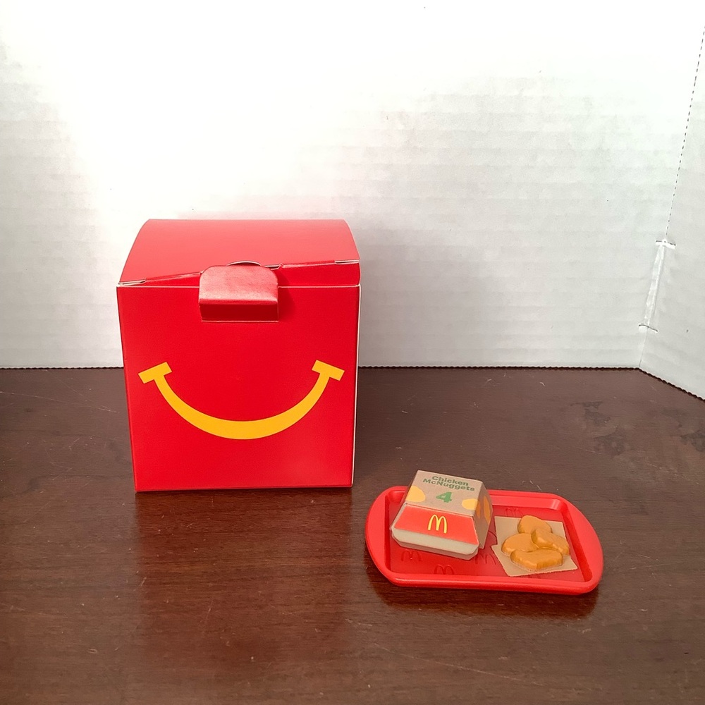 LIL MCDONALD'S 2025 HAPPY MEAL TOY MINI CHICKEN MCNUGGETS NUGGETS TRAY #4